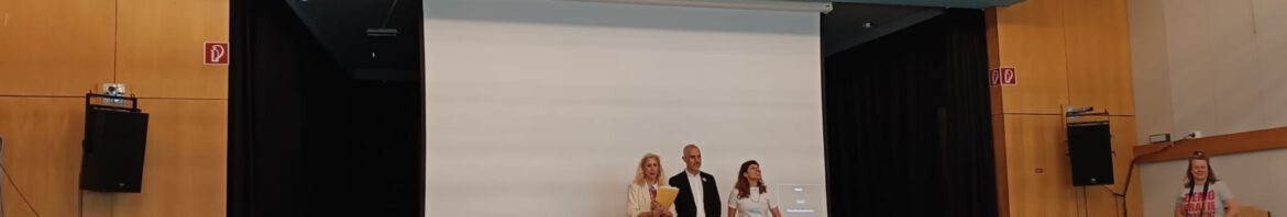 d2b56d0c-d797-4743-a1d5-e30968d555c5